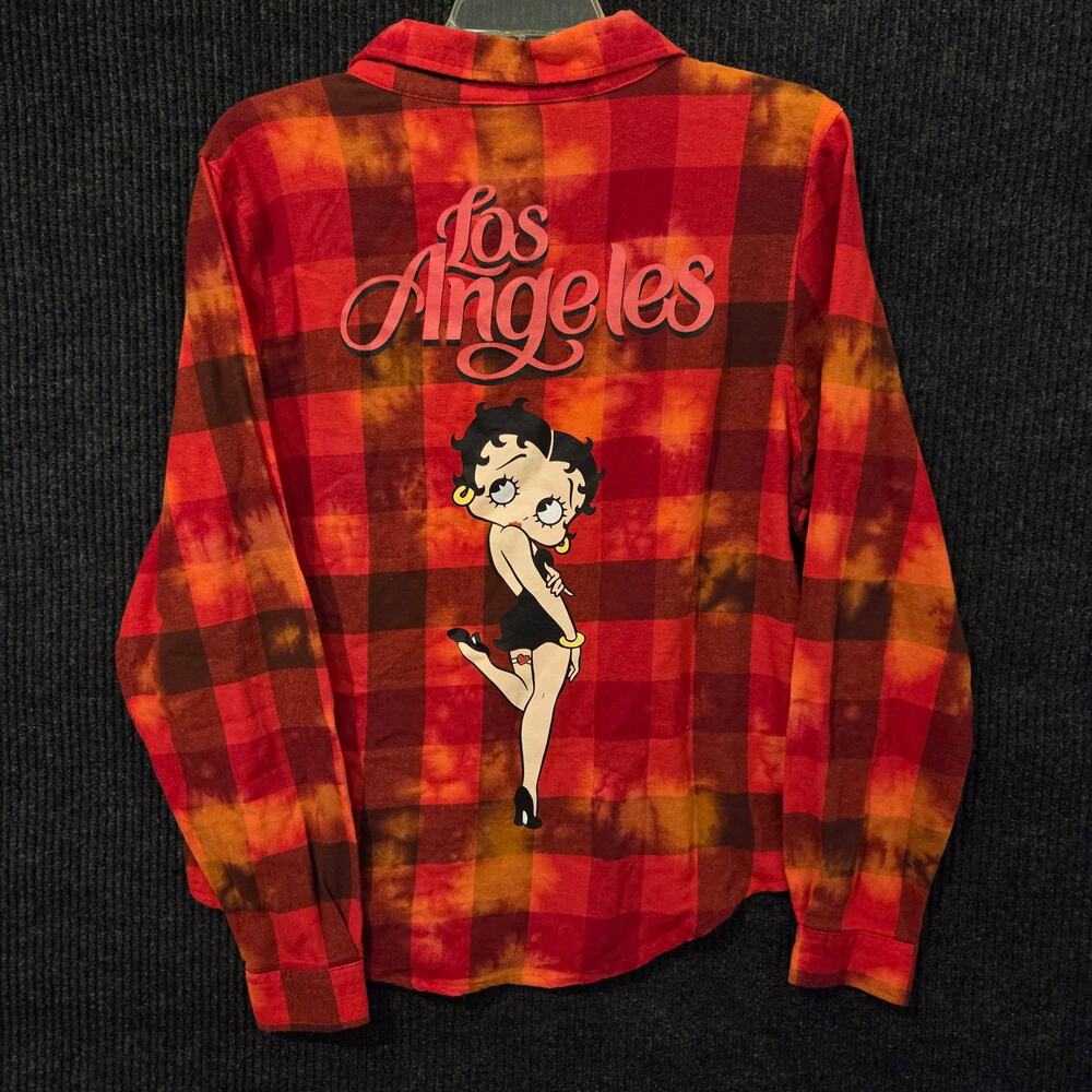 Betty Boop Los Angeles Bleach Wash Red Plaid Flannel Shirt Size S Small Graphic